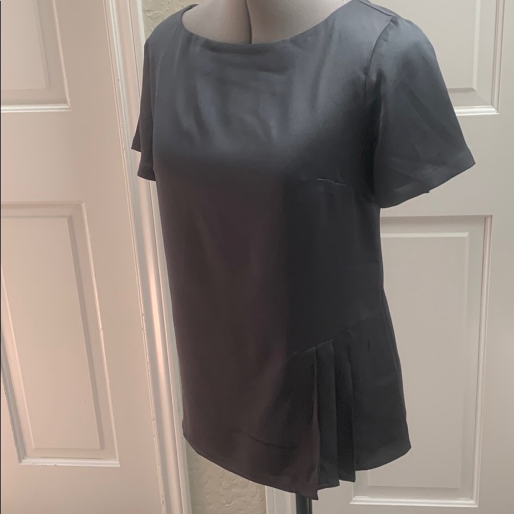 Banana Republic gray top -Size XS